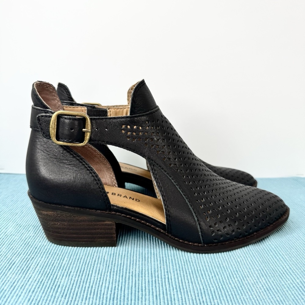 Lucky Brand Fillian Black Leather Perforated Ankle Boots Strappy Boho Size 7.5